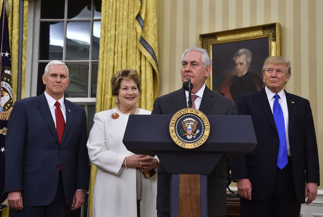Рекс Тиллерсон во время принятия присяги в Белом доме в Вашингтоне, США. 1 февраля 2017