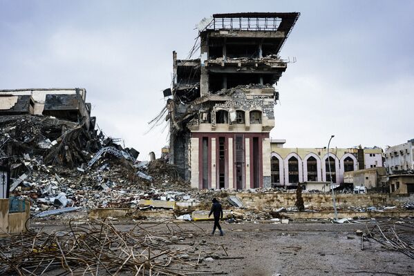 Разрушенное здание университета в Мосуле