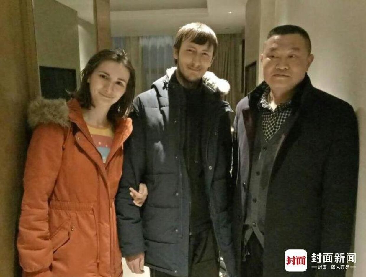 Русская пара в больнице городского округа Ибинь