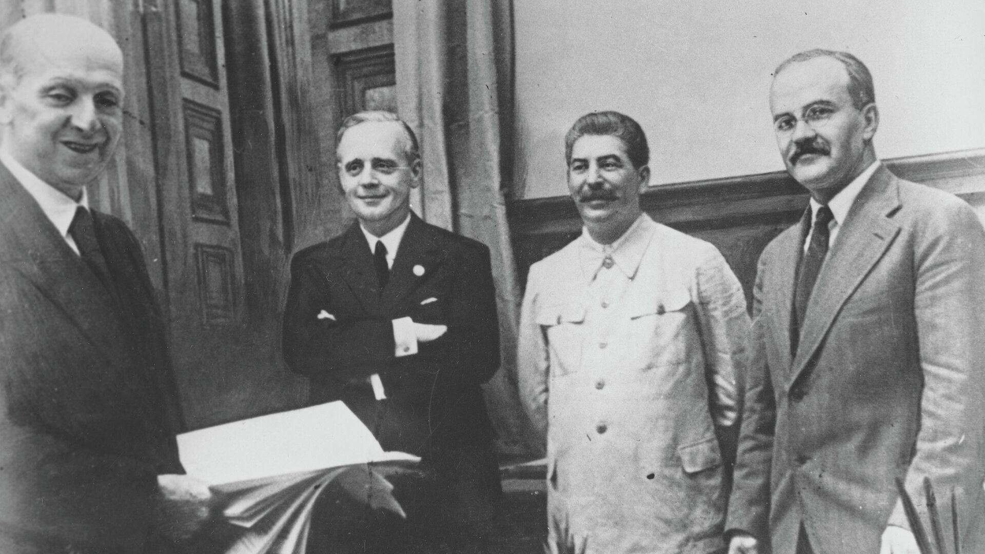 Договор о ненападении между Германией и Советским Союзом - ИноСМИ, 1920, 10.02.2018