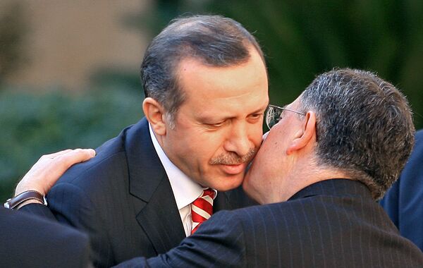 Премьер-министр Ливана Фуад Синиора и президент Турции Реджеп Тайип Эрдоган