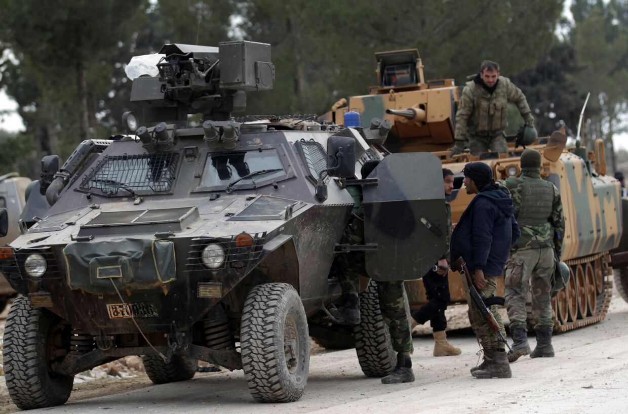 Турецкие военные в районе города Эль-Баб в Сирии. 4 февраля 2017