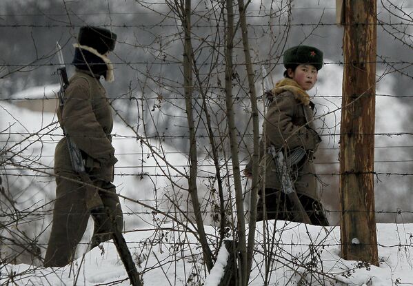 Женщины-военнослужащие северокорейской армии