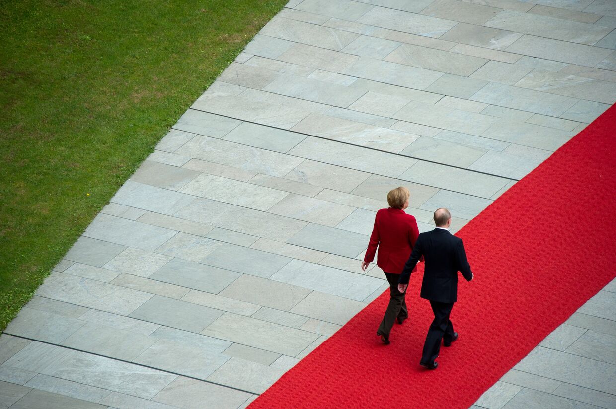 Президент России Владимир Путин и канцлер Германии Ангела Меркель в Берлине