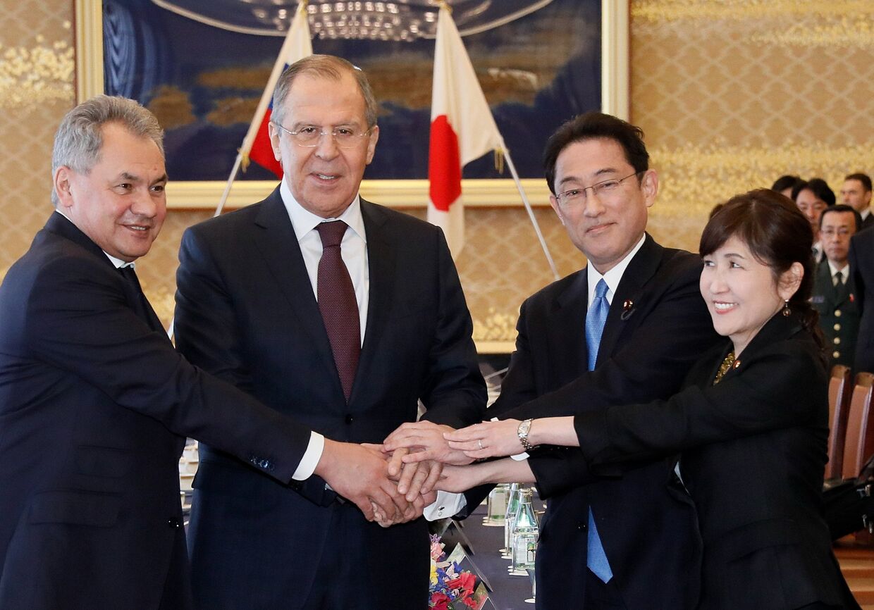 Переговоря России и Японии в формате «два плюс два» в Токио