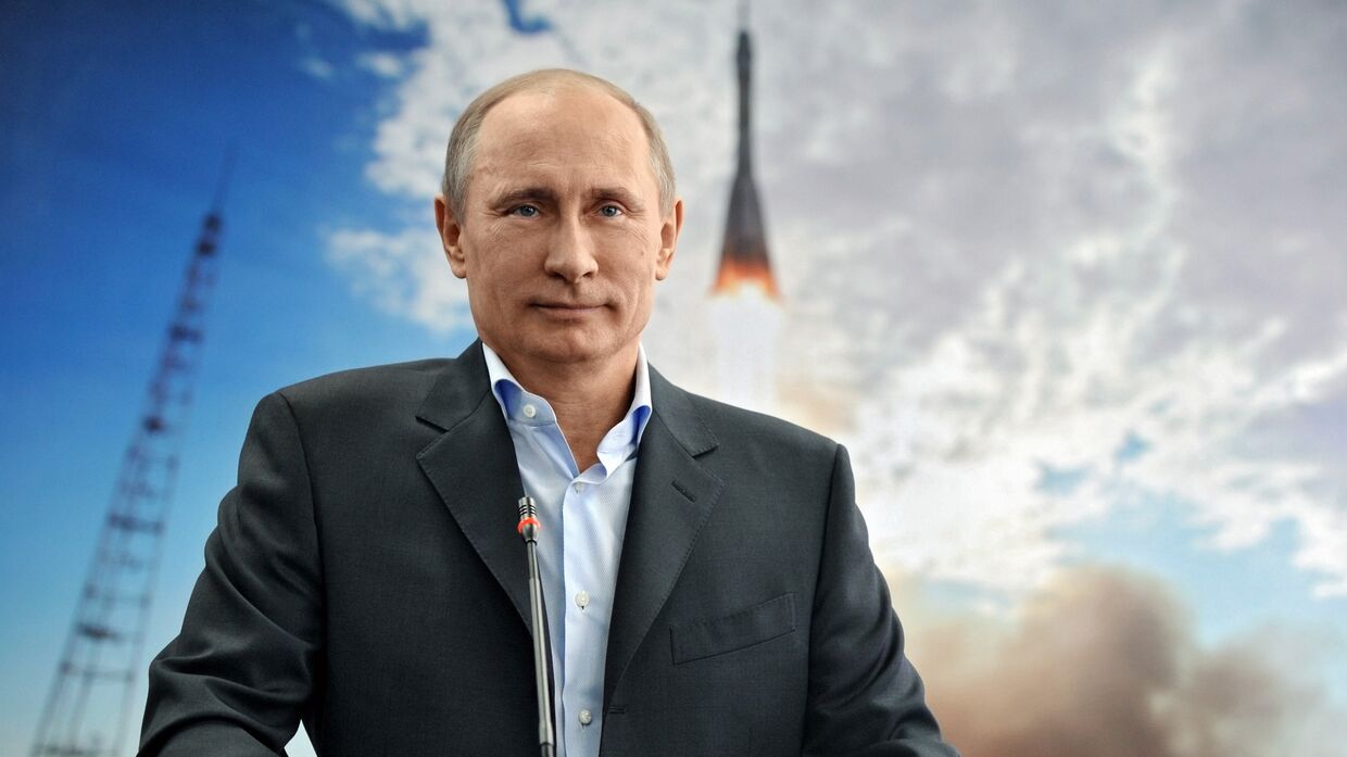 Президент РФ Владимир Путин во время сеанса связи с МКС