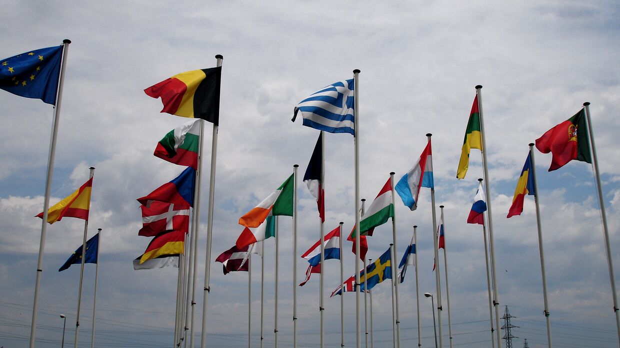 Флаги стран ЕС