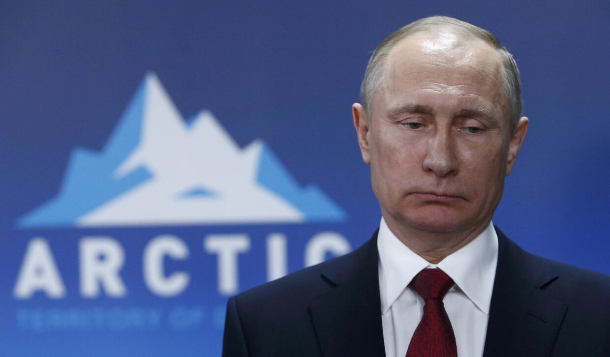 Президент РФ Владимир Путин на Международном арктическом форуме