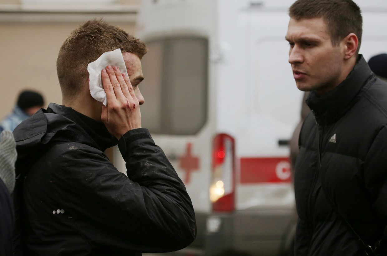 Пострадавший в результате взрыва в метро Санкт-Петербурга