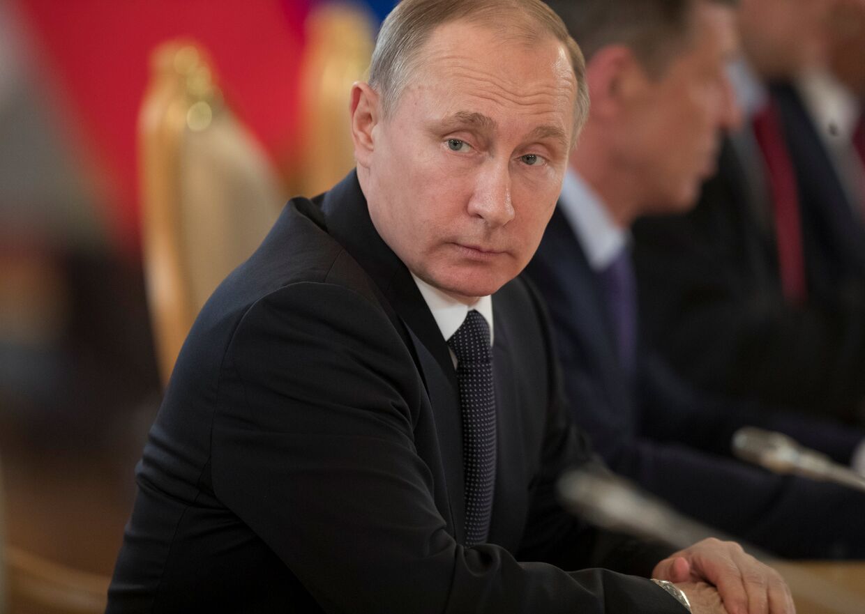 Президент России Владимир Путин в московском Кремле