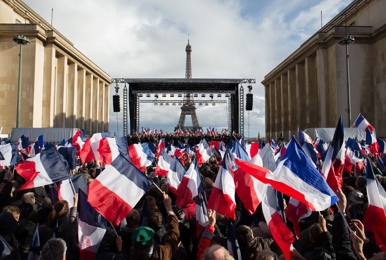 Митинг в Париже