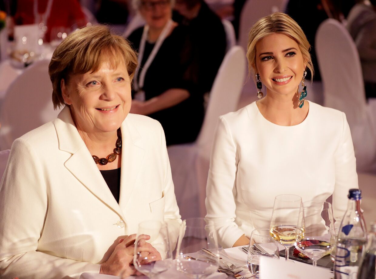 25 апреля 2017 года. Иванка Трамп и канцлер Германии Ангела Меркель