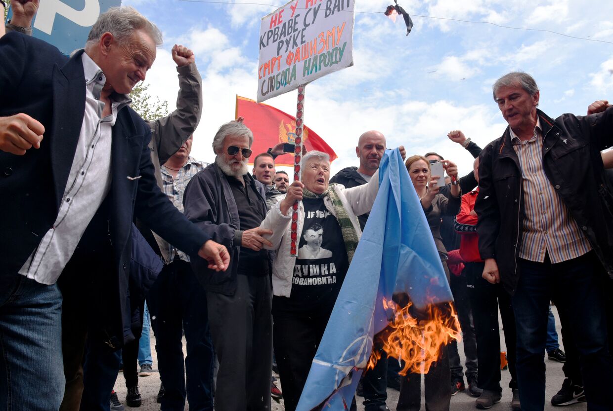 Акция протеста против членства Черногории в НАТО