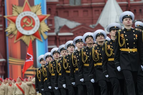 Военный парад, посвящённый 72-й годовщине Победы в ВОВ Военный парад, посвящённый 72-й годовщине Победы в ВОВ