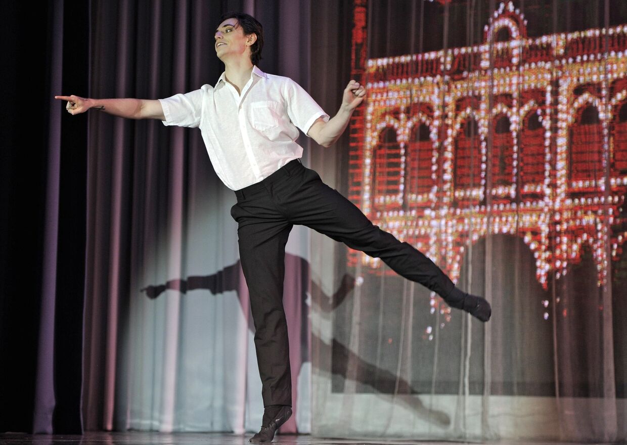 Сергей Полунин во время выступления звезд мирового балета