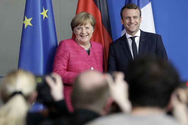 Канцлер Германии Ангела Меркель и президент Франции Эммануэль Макрон в Берлине Канцлер Германии Ангела Меркель и президент Франции Эммануэль Макрон в Берлине