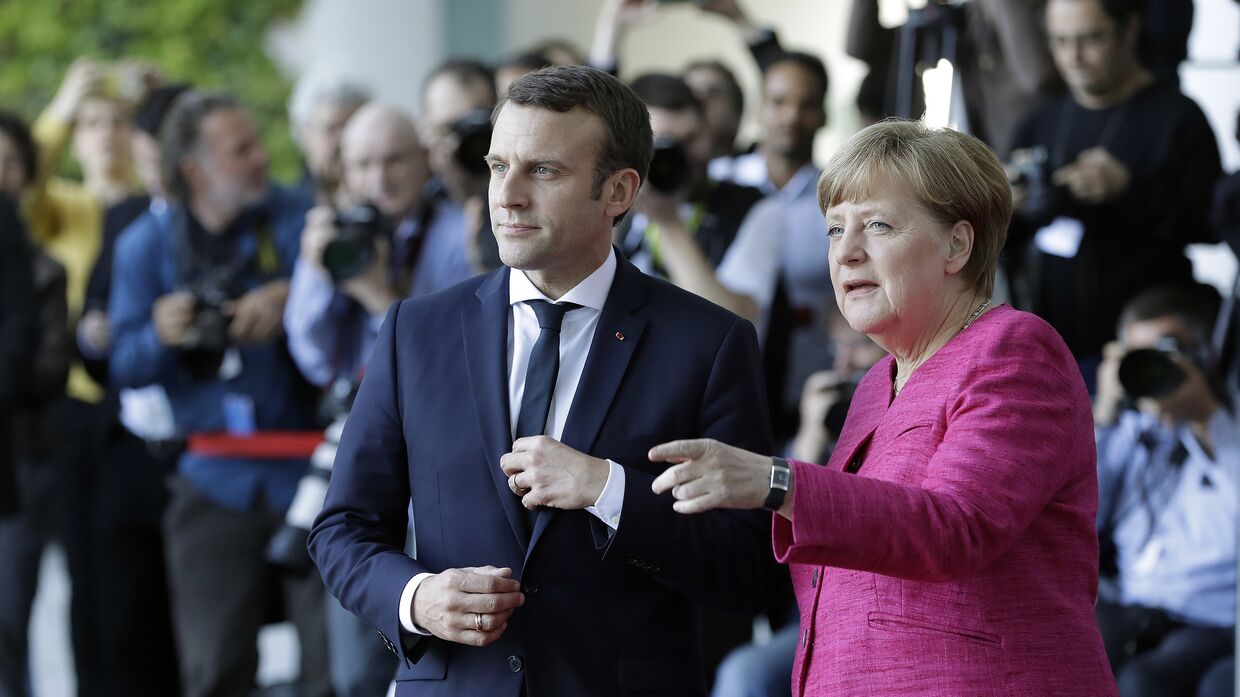Встреча канцлера Германии Ангелы Меркель и президента Франции Эммануэля Макрона в Берлине