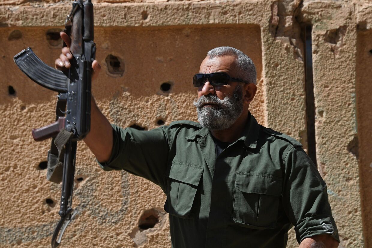 Генерал республиканской гвардии Исама Захреддин в сирийском городе Дейр-эз-Зор