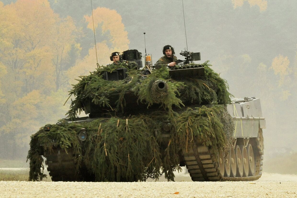 Немецкий военный танк Leopard II