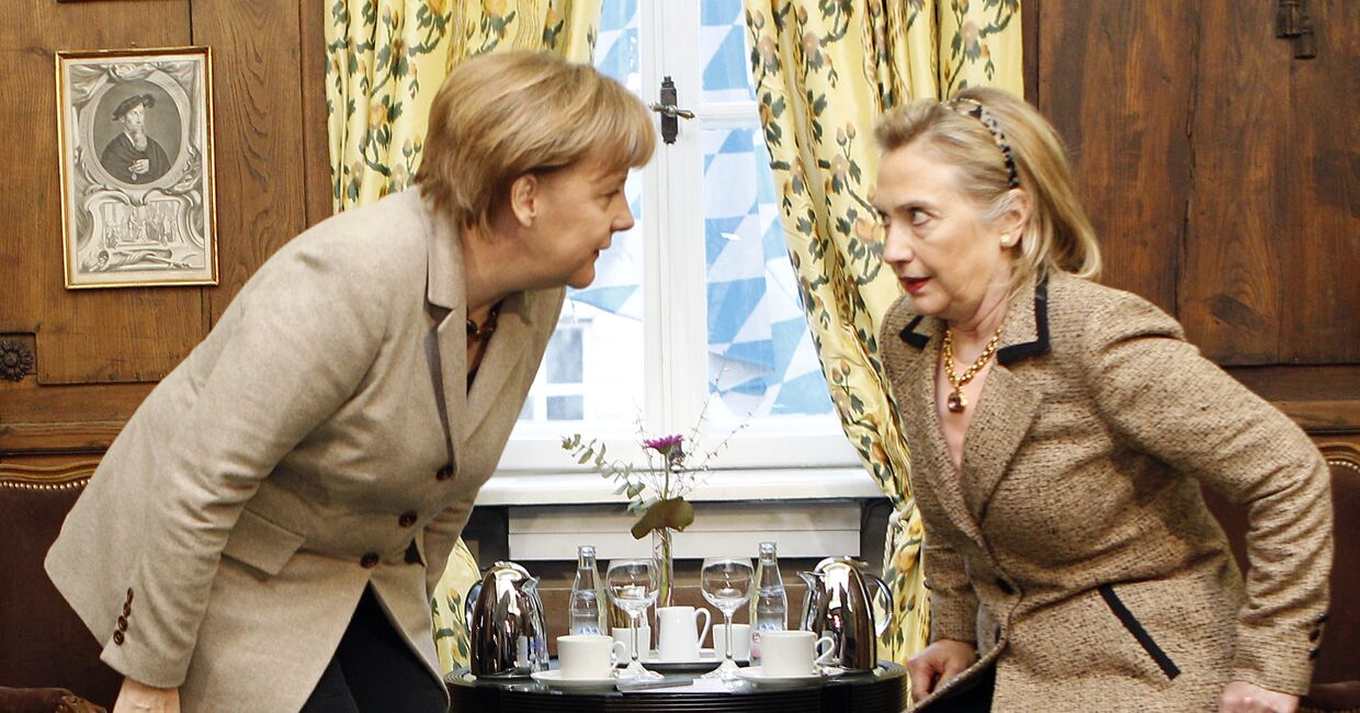 Госсекретарь США Хиллари Клинтон и канцлер Германии Ангела Меркель