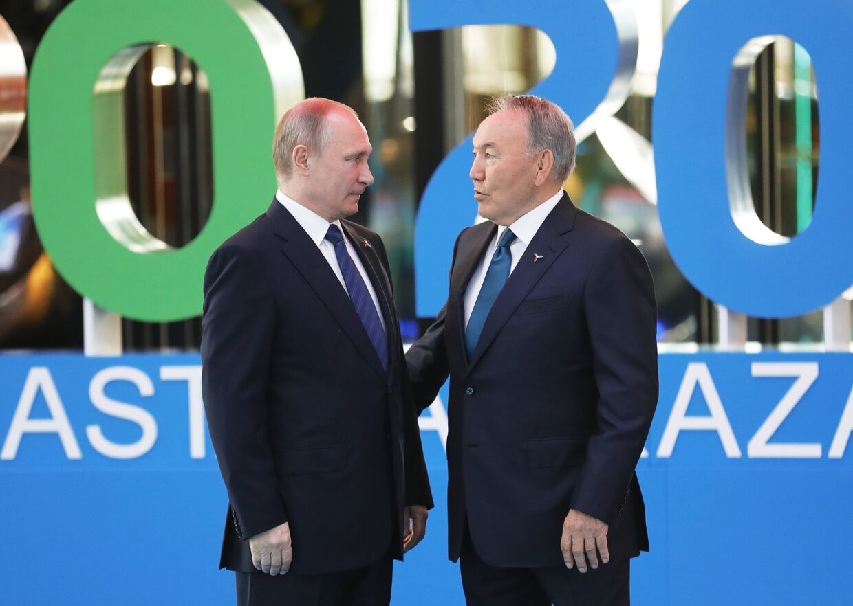 Президент РФ Владимир Путин и президент Казахстана Нурсултан Назарбаев