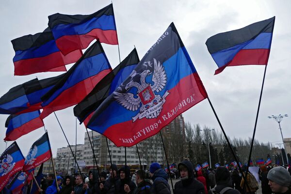 Митинг-обращенние жителей Донецка к мировым лидерам Митинг-обращенние жителей Донецка к мировым лидерам