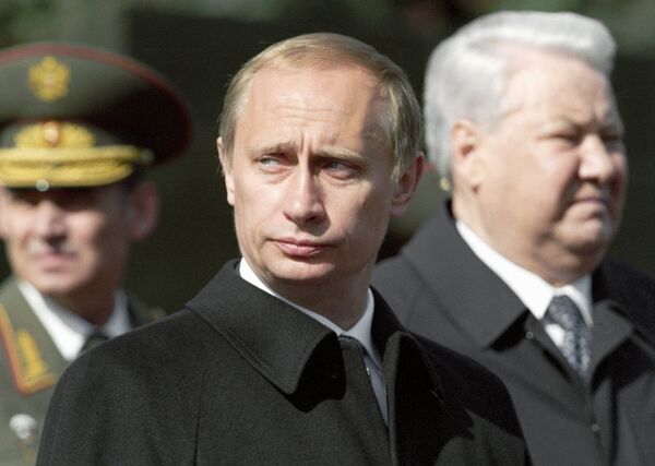 Путин и Ельцин на Красной площади Путин и Ельцин на Красной площади