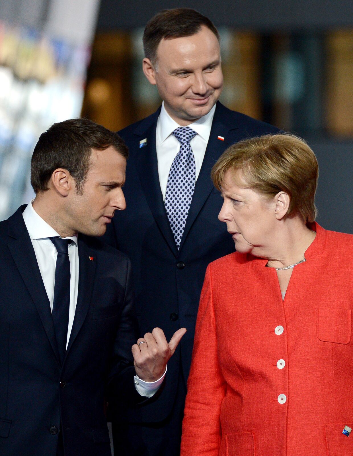 Президент Франции Эммануэль Макрон и федеральный канцлер ФРГ Ангела Меркель