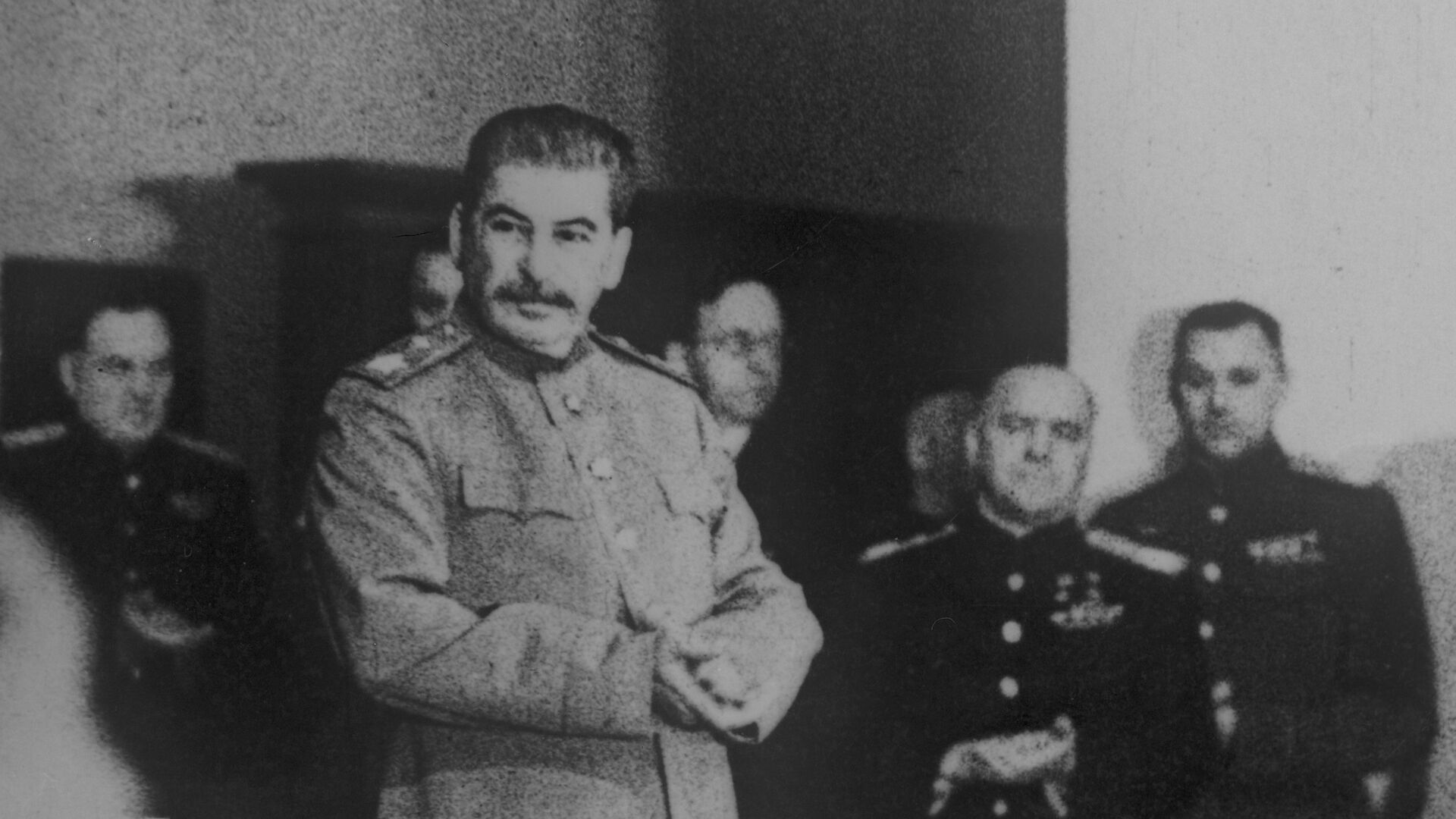 И.В. Сталин. - ИноСМИ, 1920, 09.05.2023