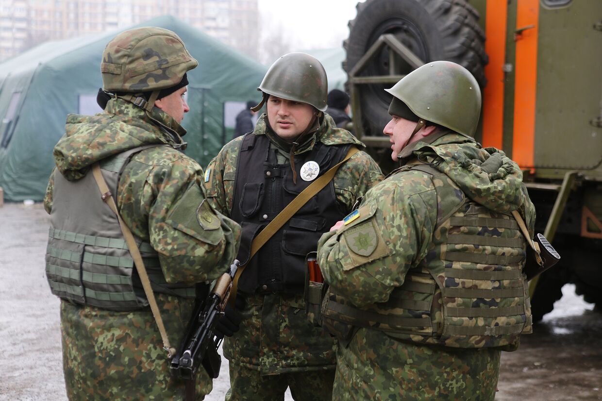 Украинские военные в Авдеевке