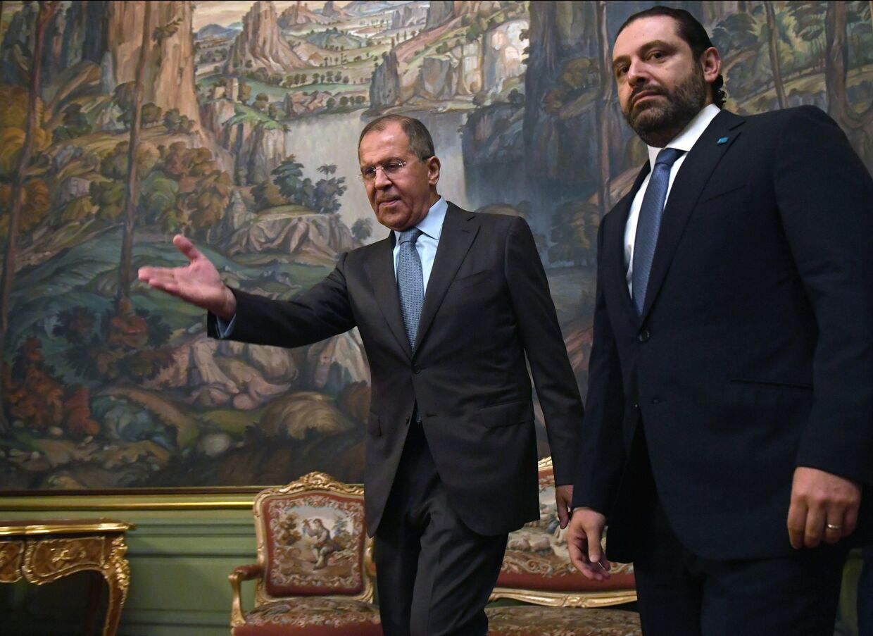 Министр иностранных дел РФ Сергей Лавров во время встречи в Москве с лидером ливанского политического движения Аль-Мустакбаль Саадом аль-Харири. 4 октября 2016