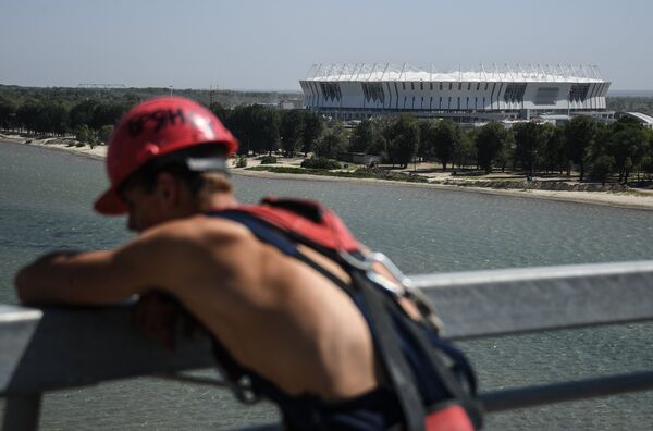 Строительство футбольного стадиона Ростов Арена в Ростове-на-Дону
