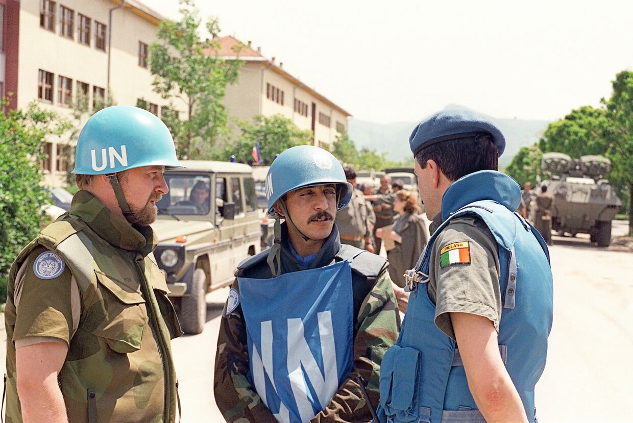 Военные ООН на улицах Сараево