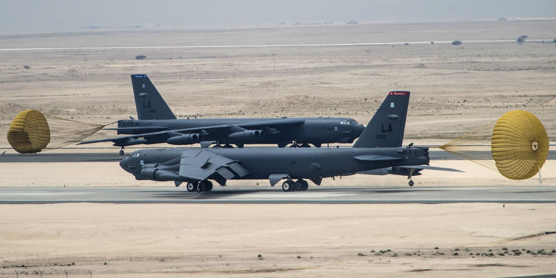 Американский стратегический бомбардировщик B-52 Стратофортресс на авиабазе Аль-Удейд в Катаре - ИноСМИ, 1920, 15.11.2025