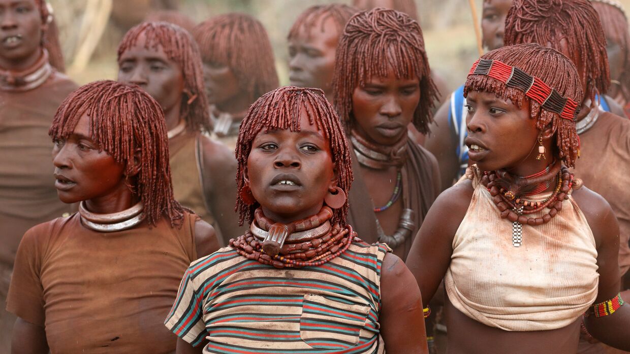 Женщины из эфиопского племени Хамер