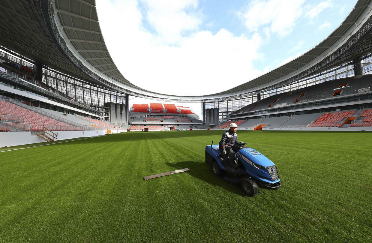 Центральный стадион в Екатеринбурге, реконструируемый к чемпионату мира по футболу 2018 года