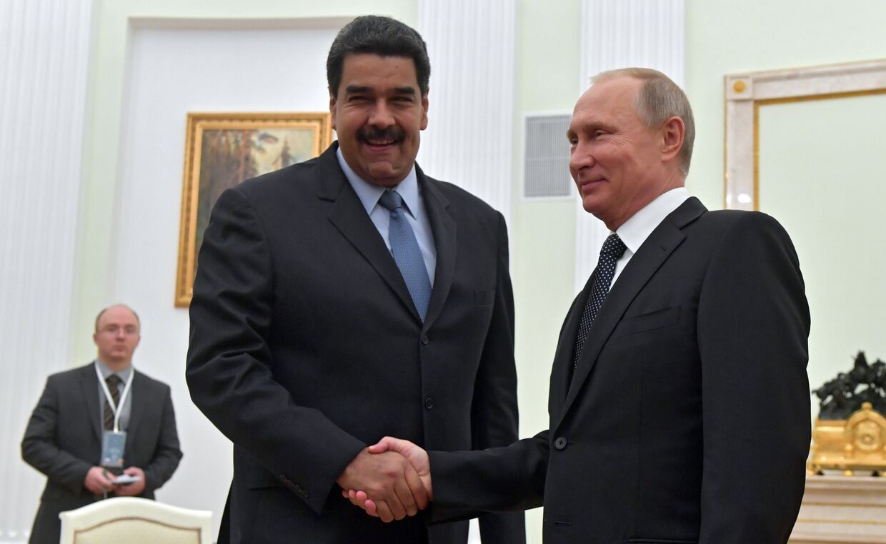 Встреча президента РФ Владимира Путина с президентом Венесуэлы Никалосом Мадуро. 4 октября 2017