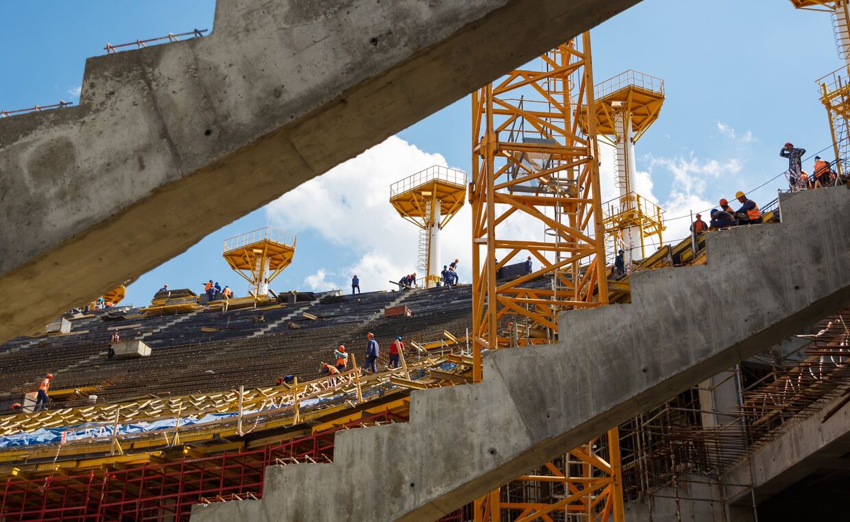 Строительство стадиона Волгоград Арена к чемпионату мира по футболу 2018 года в Волгограде