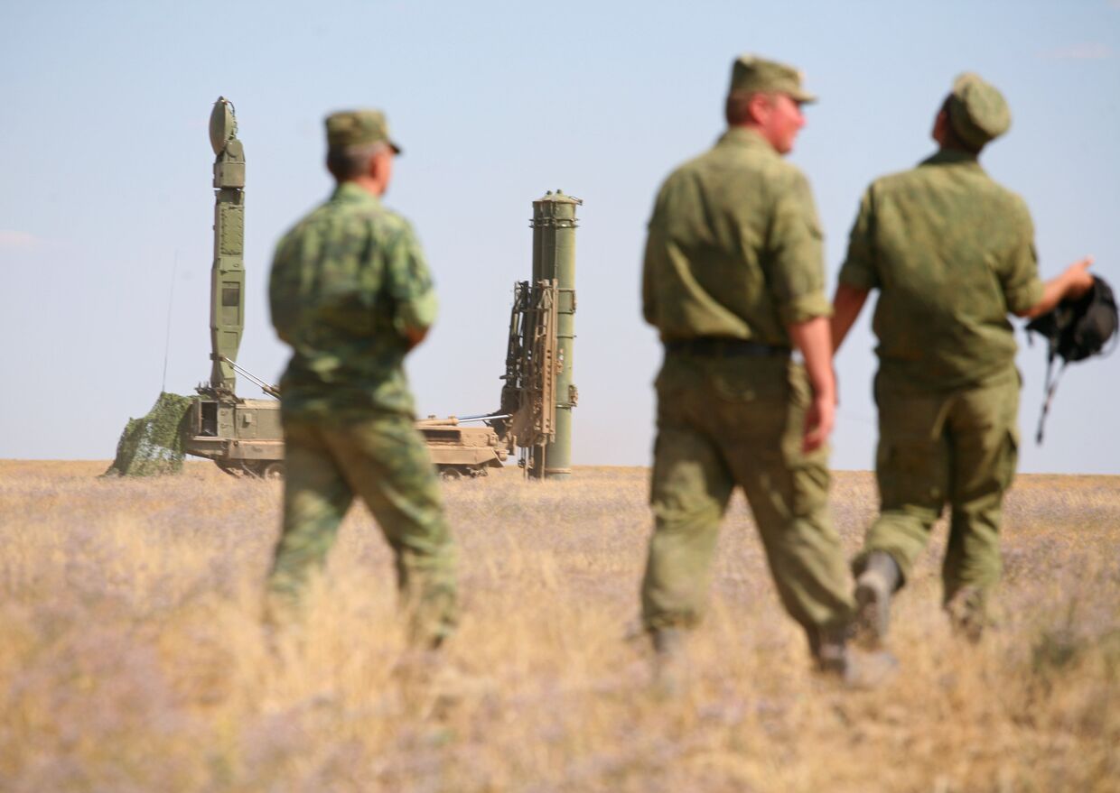 Учения войск ПВО Западного военного округа на полигоне Капустин Яр в Астраханской области