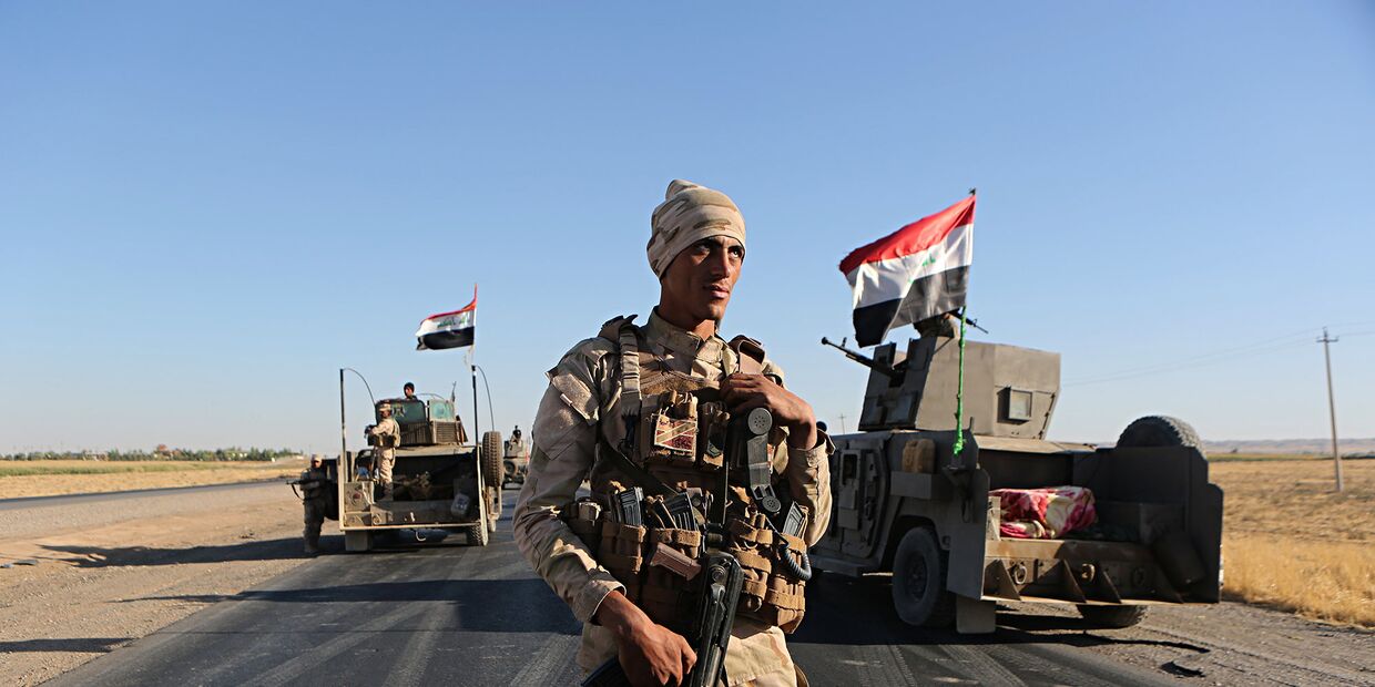 Иракские солдаты недалеко от города Ирбиль