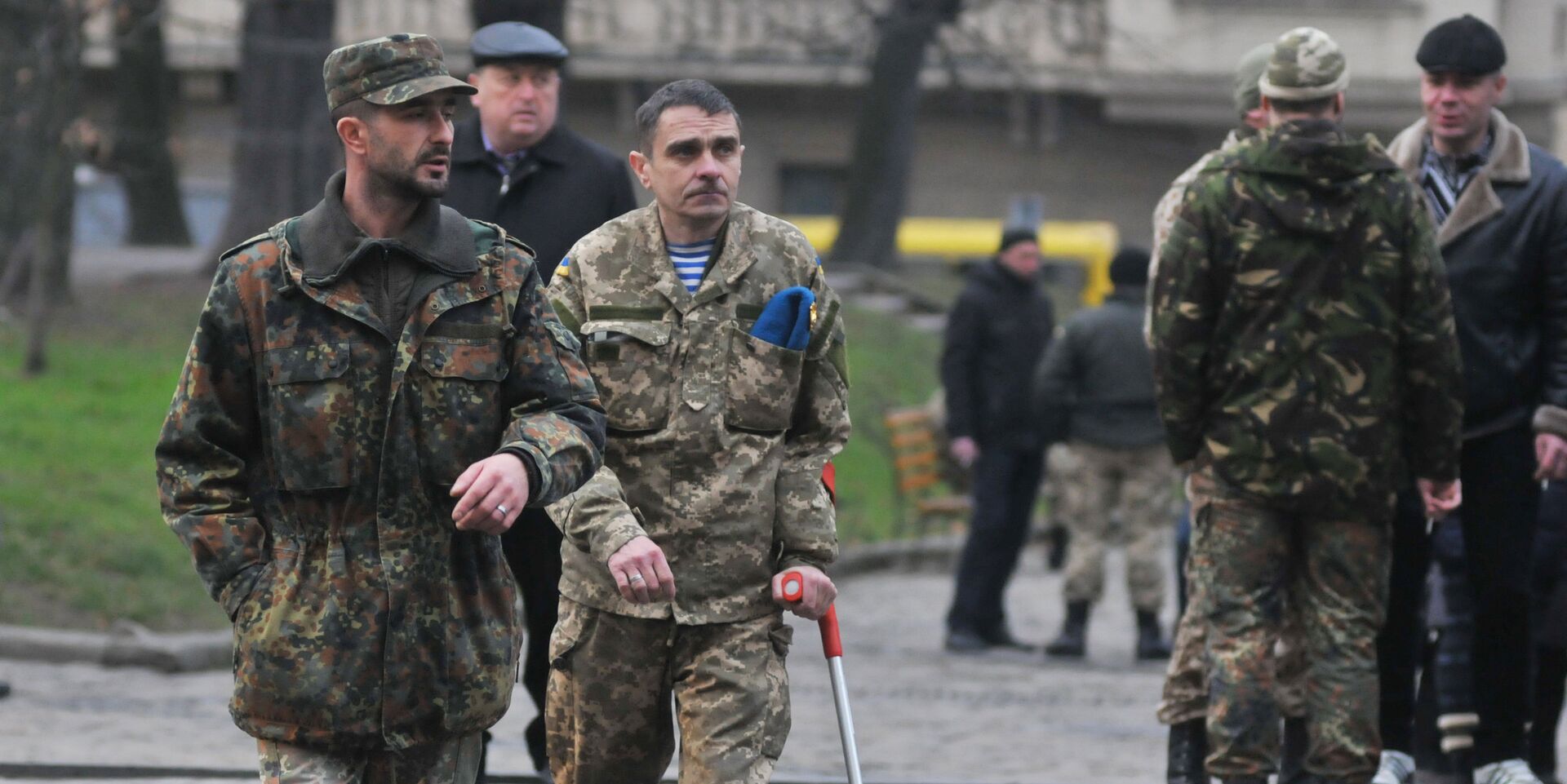 Акция протеста украинских военных во Львове - ИноСМИ, 1920, 05.12.2025