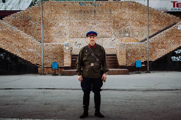 Дмитрий, 43 года: майор тайной полиции (НКВД), Вторая мировая война