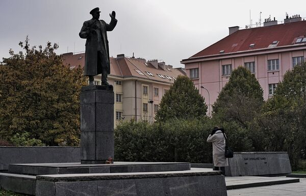 Памятник маршалу Коневу в Праге Памятник маршалу Коневу в Праге