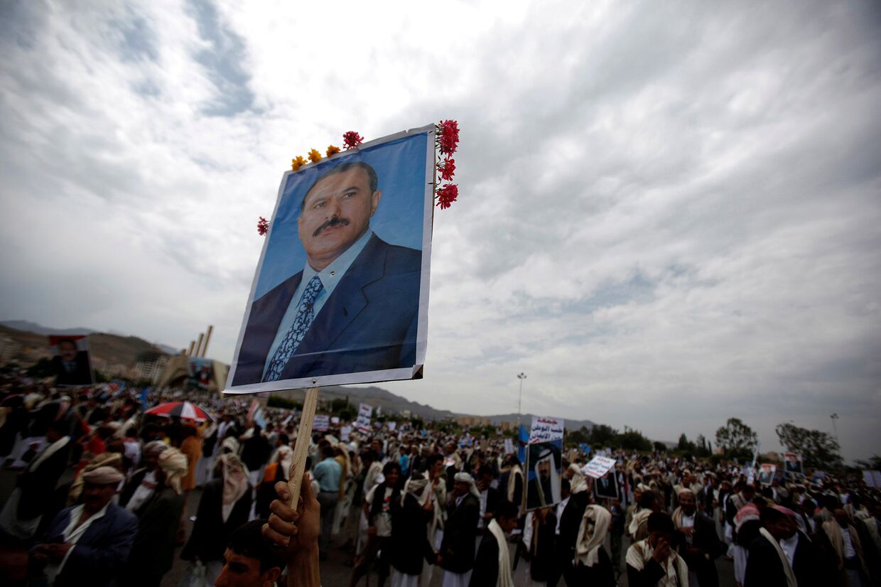 Митинг сторонников президента Йемена Али Абдаллы Салеха в Сане
