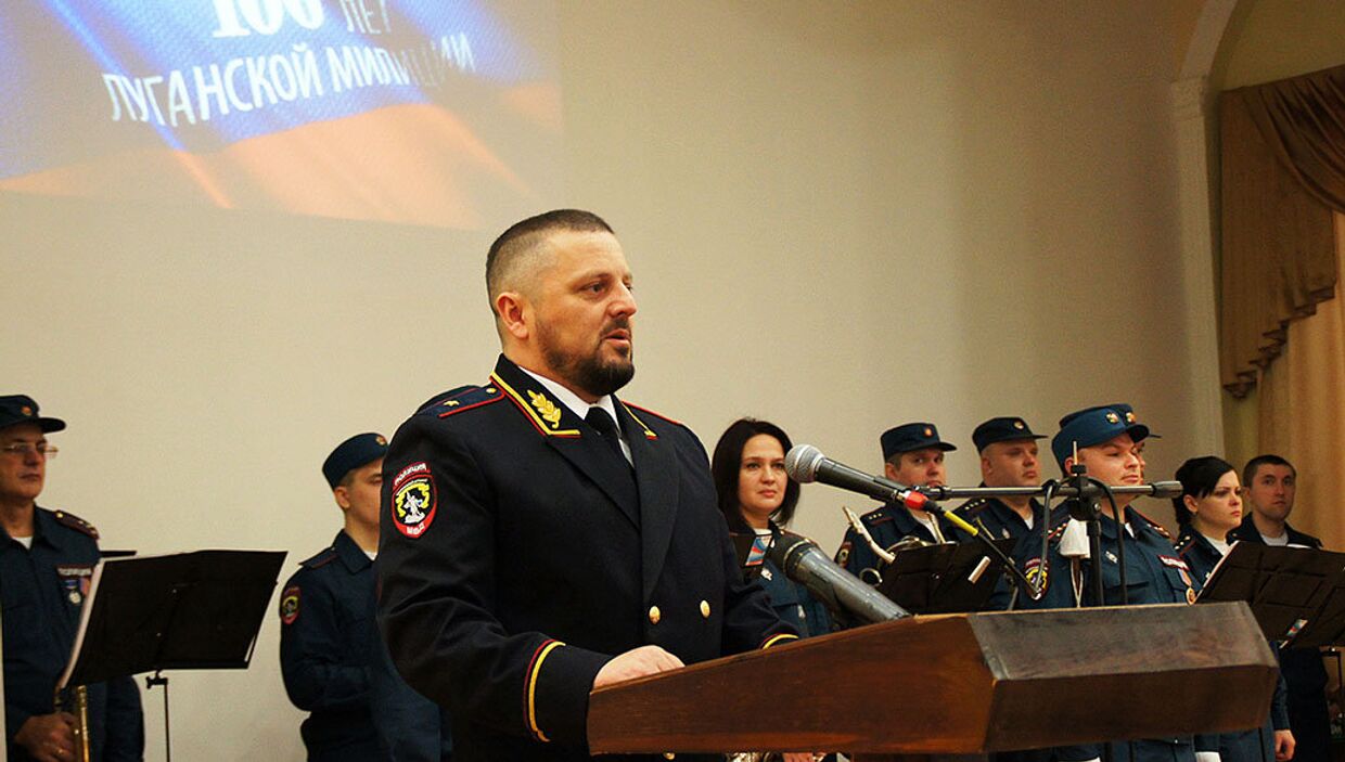 Министр внутренних дел ЛНР Игорь Корнет на мероприятии в честь столетия основания Луганской милиции