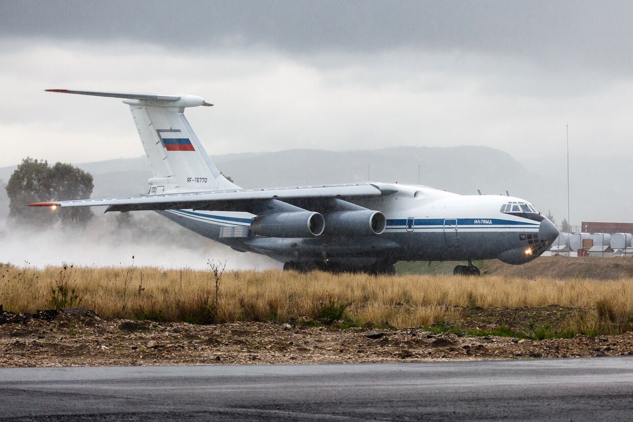 Самолет Ил-76 ВКС России