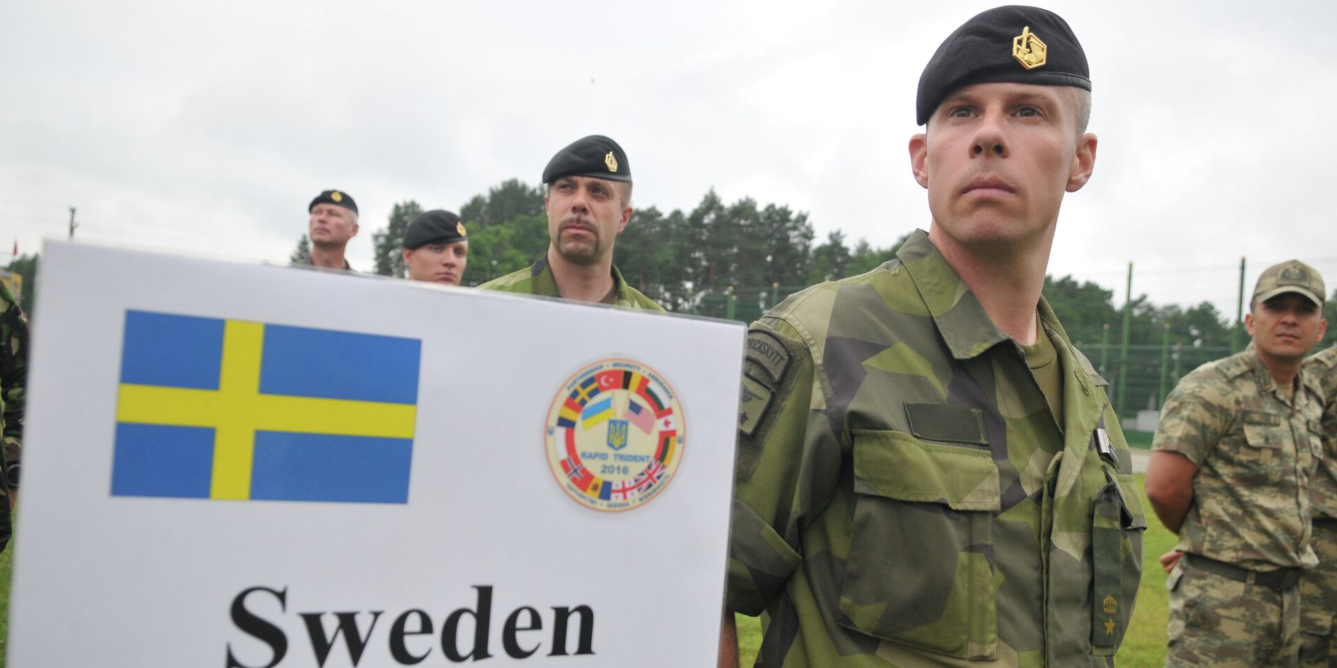 Военнослужащие ВС Швеции во время Международных военных учений Rapid trident-2016 на территории Яворивского полигона во Львовской области - ИноСМИ, 1920, 18.05.2022