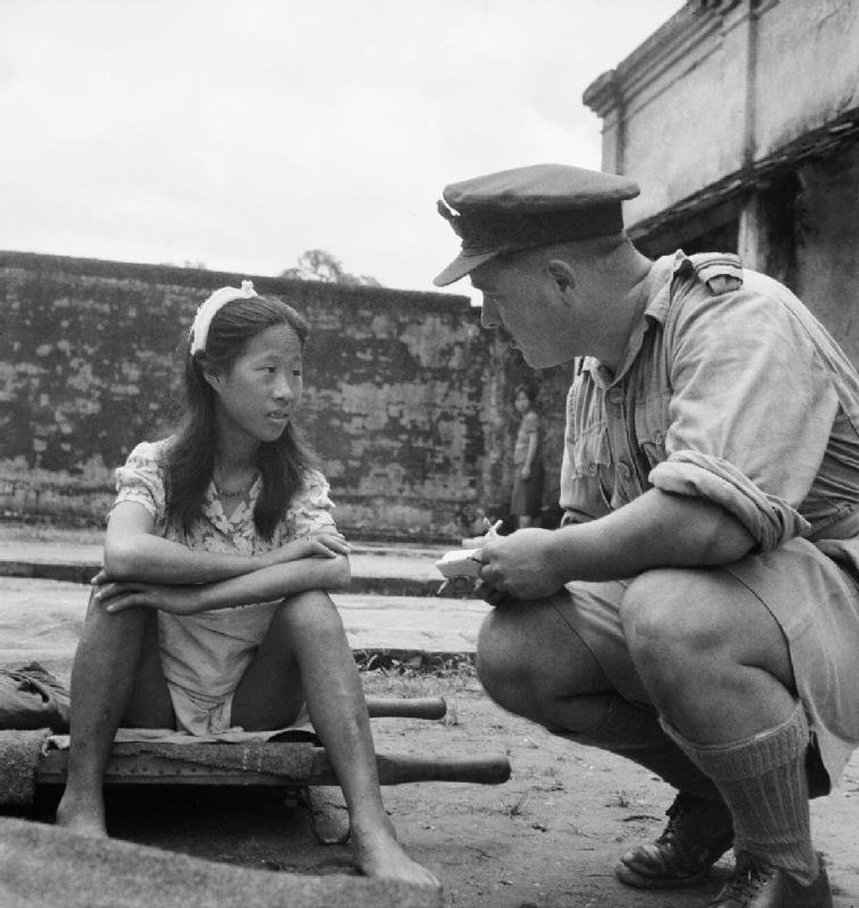 Допрос (в августе 1945 года) юной китаянки, которую японские военные использовали в качестве секс-рабыни