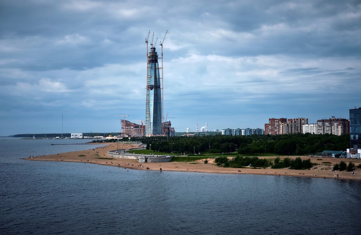 Строительство делового комплекса Лахта-центр в Санкт-Петербурге