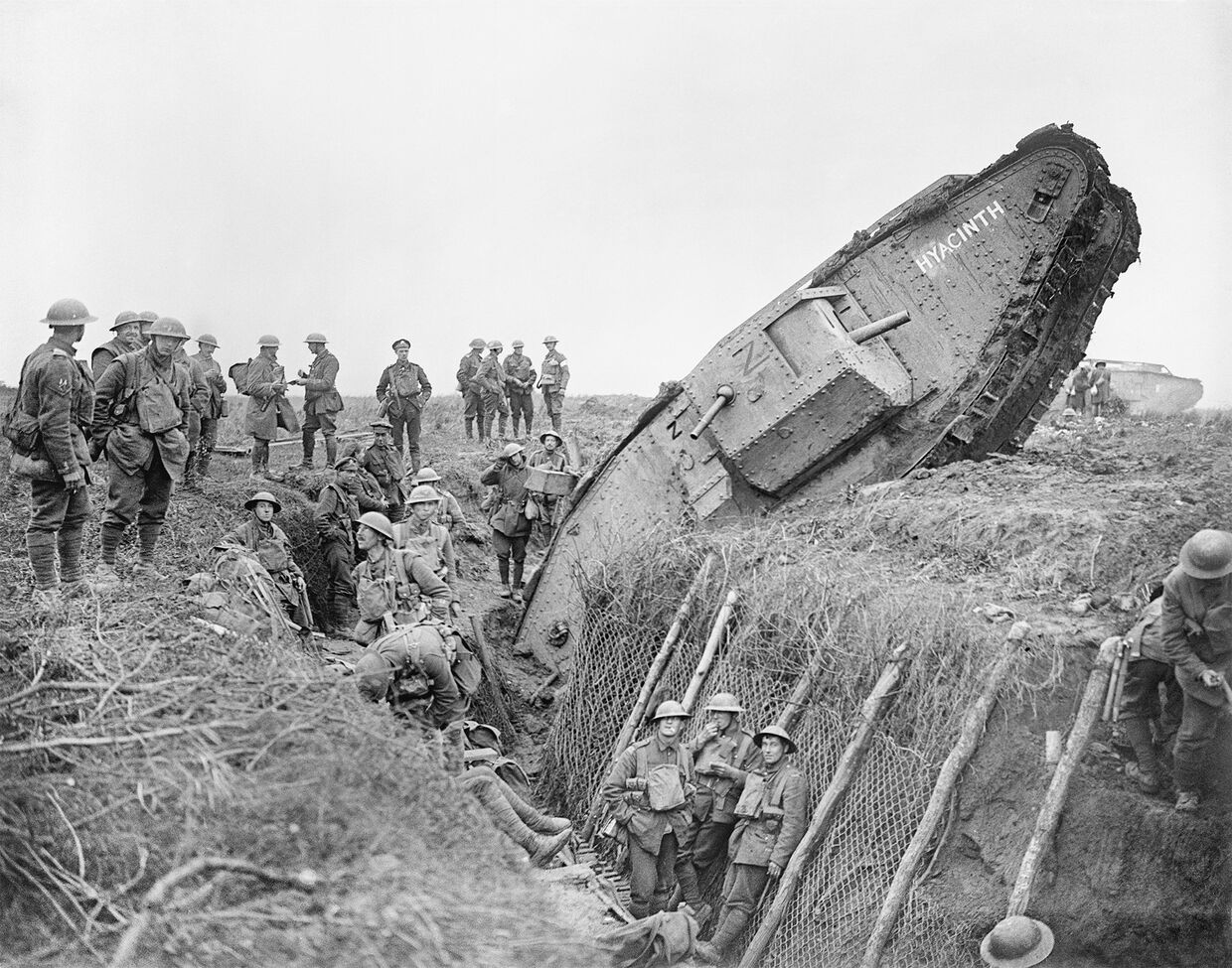 Британский тяжёлый танк «Марк IV» (Mark IV) во время битвы при Камбре